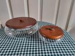Vintage koek en bonbonschaaltjes met houten deksels, Gebruikt, Schaal, Rond, Ophalen of Verzenden