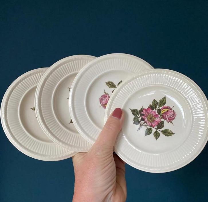 Wedgwood Briar Rose set van 4 kleine gebaksbordjes, Huis en Inrichting, Keuken | Servies, Ophalen of Verzenden