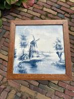 Vintage Bijzettafeltje met Delfts Blauw Tegel, Ophalen, Gebruikt, Vierkant, Minder dan 50 cm