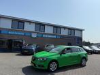 Renault Mégane Estate 1.3 TCe 75kw Zen | Airco | Cruise | N, 65 €/maand, Gebruikt, Euro 6, 4 cilinders