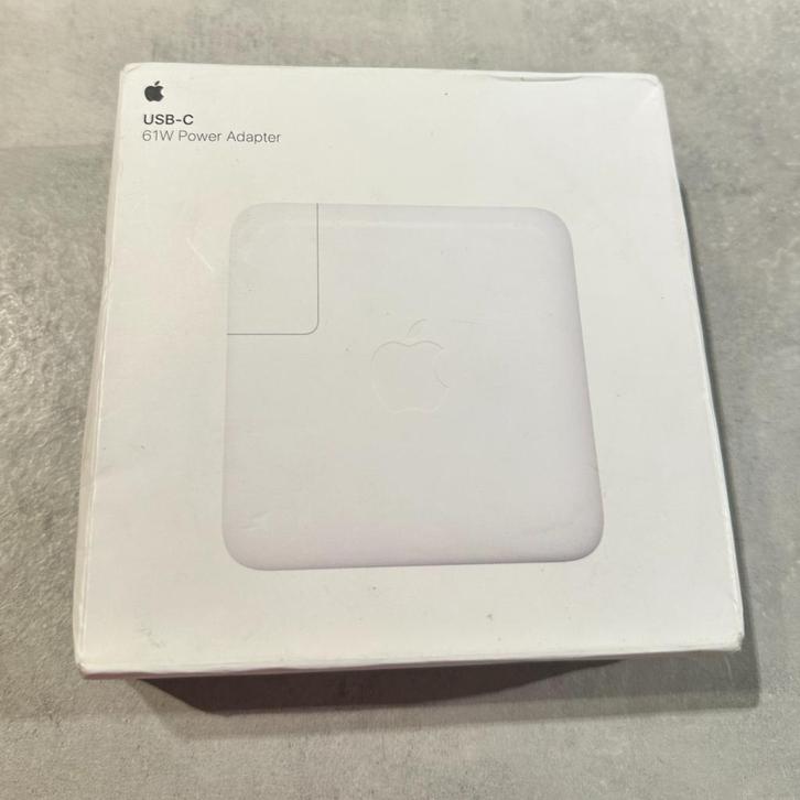 Apple - Usb c power Adaptor - Garantie, Audio, Tv en Foto, Opladers, Zo goed als nieuw