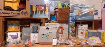 Uithoorn houten speelgoed kraamcadeaus  beschikbaar voor biedingen