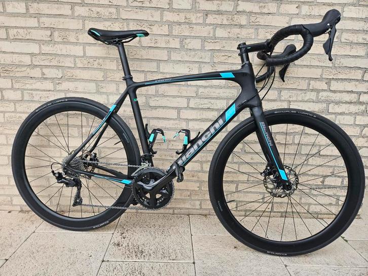 Bianchi Intenso full carbon racefiets. Disc., Fietsen en Brommers, Fietsen | Racefietsen, Zo goed als nieuw, Overige merken, Meer dan 20 versnellingen
