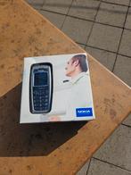 Nokia 2600 Retro  nieuw compleet indoos simlockvrij, Nieuw, Ophalen of Verzenden, Zwart