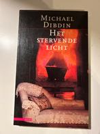 Het Stervende Licht - Michael Dibdin, Boeken, Ophalen of Verzenden, Gelezen