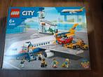 LEGO City 60262 Passagiersvliegtuig, Ophalen of Verzenden, Zo goed als nieuw, Complete set, Lego