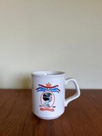 Set van 4 Vintage Mokken – Koningin Beatrix Herdenking, Verzamelen, Koninklijk Huis en Royalty, Ophalen of Verzenden, Gebruikt