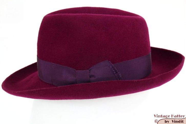 Vintage Gleufhoed bordeaux paars 55 = S -XS gratis verzenden, Kleding | Dames, Hoeden en Petten, Gedragen, Hoed, 55 cm (S, 6⅞ inch) of minder