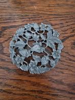 Tinnen bewerkte onderzetter, Ophalen of Verzenden, Glas of Kopje