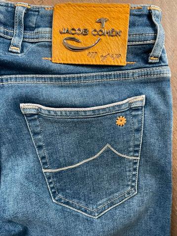 ZGAN Jacob Cohen J622 Limited Comfort maat 31, ingekort beschikbaar voor biedingen