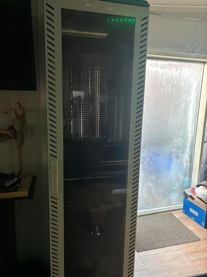 Serverkast 90x60x215 cm, Computers en Software, Serverkasten, Gebruikt, Glas, Geperforeerd, Ophalen of Verzenden