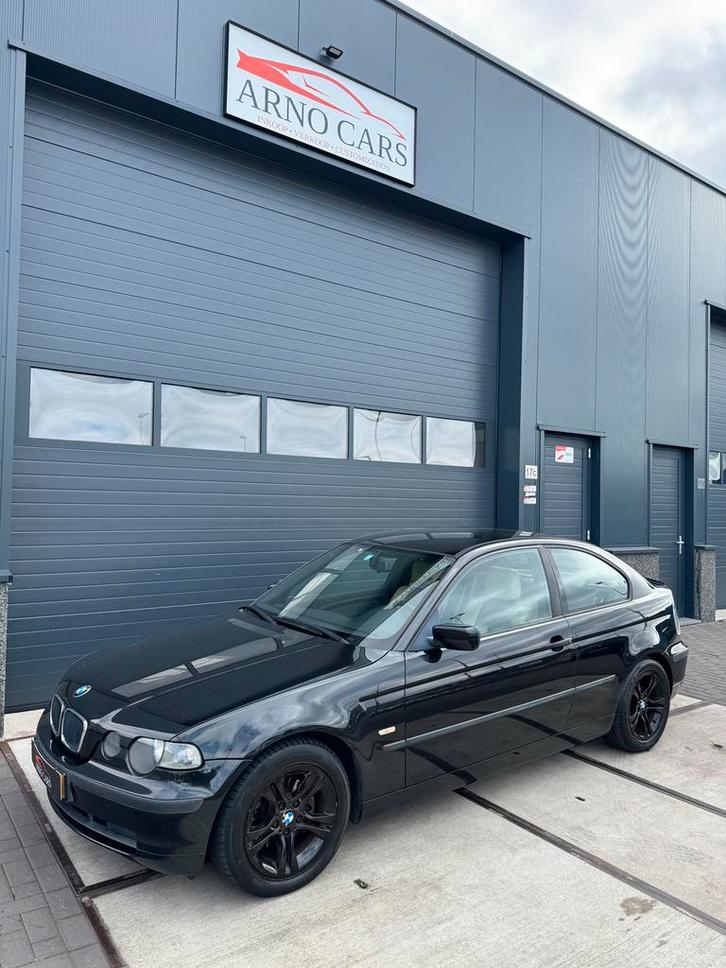 BMW 3-Serie 1.8 316ti Compact 2002 Zwart - AUTOMAAT, Auto's, BMW, Bedrijf, 3-Serie, ABS, Airbags, Airconditioning, Alarm, Bochtverlichting