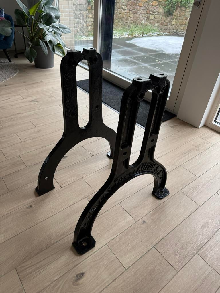 Industriele gietijzeren tafelpoten, Ophalen, Tafelpoot, Gebruikt, 50 tot 100 cm