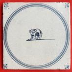 Puntgave antieke 18e eeuwse tegel met een olifant, Ophalen of Verzenden