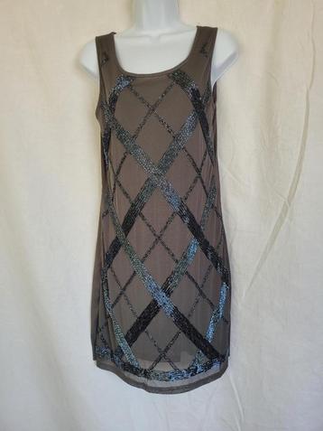 Stoere grijze jurk met paillettes mt M/L merk Sweewe beschikbaar voor biedingen