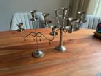 2 brocante/vintage zilverkleurige kaarsenkandelaars, Ophalen, Overige materialen