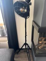 Mooie zwarte staande lamp, Huis en Inrichting, Ophalen, Zo goed als nieuw, 150 tot 200 cm