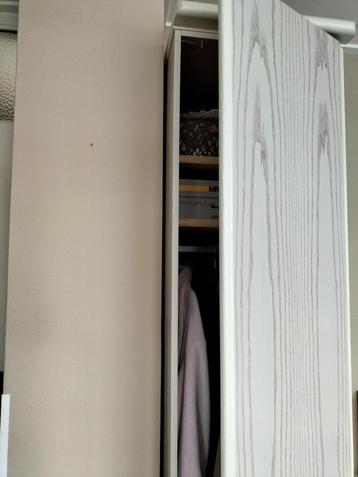 Compleet slaapkamer ameublement, in goede staat. beschikbaar voor biedingen