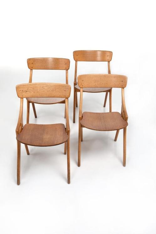 4 Vintage Design Stoelen + 2 Bar Krukken Uniek & Stijlvol, Huis en Inrichting, Stoelen, Gebruikt, Vier, Hout, Bruin, Ophalen