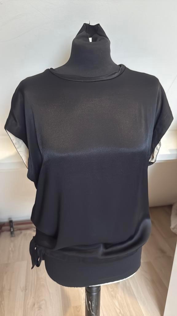 Essentiel silky blouse 38, Kleding | Dames, T-shirts, Zo goed als nieuw, Maat 38/40 (M), Korte mouw, Ophalen of Verzenden