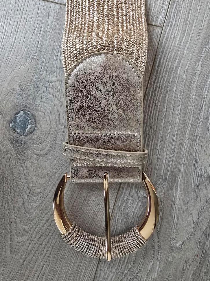 Goudkleurige Elastische Ceintuur - Nieuw, Kleding | Dames, Riemen en Ceinturen, Nieuw, Tailleriem, Minder dan 80 cm, 5 cm of meer