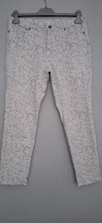 Capri broeken, Ophalen of Verzenden, Zo goed als nieuw, Maat 42/44 (L), Driekwart