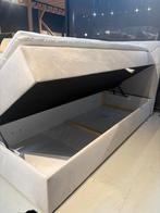 Velvet boxspring met opbergruimte + topper showroom vianen, Huis en Inrichting, Slaapkamer | Boxsprings, Info@trendvortex.com
