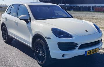 Porsche Cayenne S 4.8 V8 Modeljaar 2011 Wit/Grijs beschikbaar voor biedingen