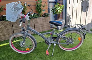 Meisjesfiets 20 inch beschikbaar voor biedingen