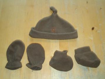   Leuk warm setje muts wantjes slofjes baby / peuter (K168) beschikbaar voor biedingen