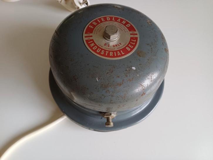 Vintage Friedland Industriële Bel, Huis en Inrichting, Deurbellen, Gebruikt, Ophalen of Verzenden