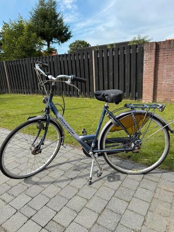 Gazelle damesfiets opknapper beschikbaar voor biedingen