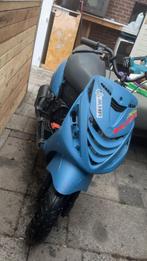 zip 2000. 150cc ( ook teruil), Fietsen en Brommers, Scooters | Piaggio, Ophalen of Verzenden, Zo goed als nieuw, Tweetakt, Zip