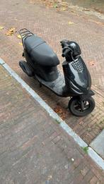 Piaggio zip 4t2v 2012, Fietsen en Brommers, Scooters | Piaggio, Ophalen, Zo goed als nieuw, Benzine, Zip