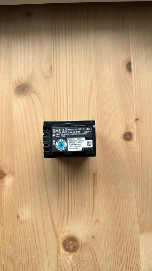 Sony NP-FH 100 batterij (origineel exemplaar)., Audio, Tv en Foto, Fotografie | Accu's en Batterijen, Zo goed als nieuw, Ophalen of Verzenden