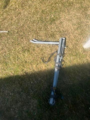 Fietsendrager beschikbaar voor biedingen