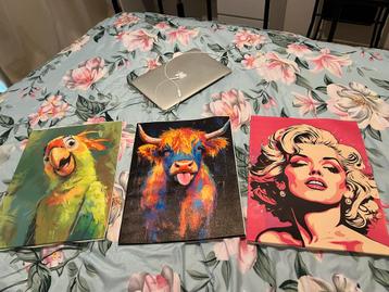 Leuke posters Marilyn Monroe en stier beschikbaar voor biedingen