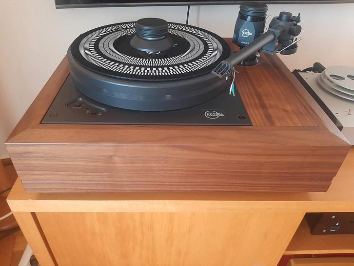 Kuzma Stabi R Wood with 4 Point 11" Tonearm, Audio, Tv en Foto, Platenspelers, Overige merken, Ophalen of Verzenden