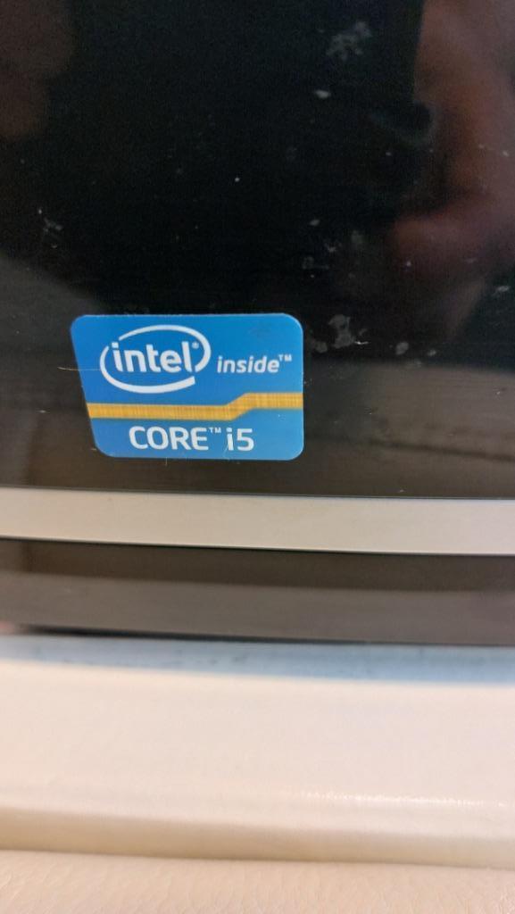 Windows 11 Pro, Computers en Software, Desktop Pc's, Zo goed als nieuw, 2 tot 3 Ghz, SSD, 16 GB, Met videokaart, Ophalen