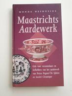 Nieuw Boek Maastricht aardewerk, Ophalen of Verzenden