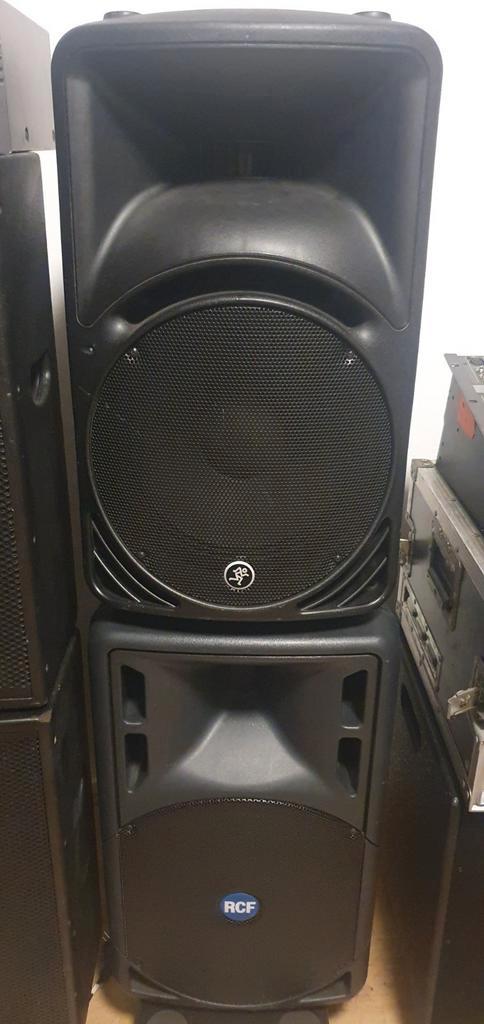 Makie srm450 v2 en ART322A actief speakers, Audio, Tv en Foto, Luidsprekers, Zo goed als nieuw, Front, Rear of Stereo speakers