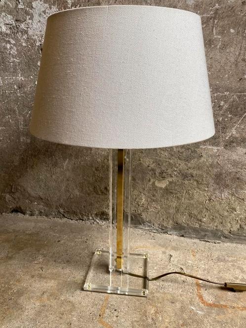 Plexiglas met messing tafellamp Hotel Chique, Huis en Inrichting, Lampen | Tafellampen, Gebruikt, Minder dan 50 cm, Kunststof