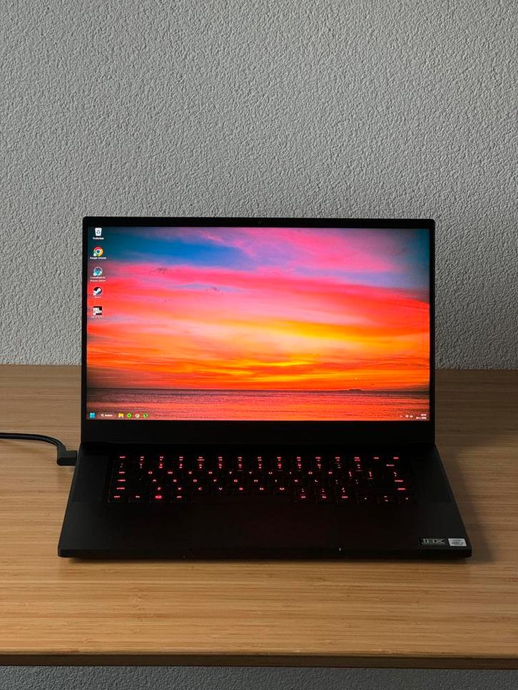 Razer Blade 15 • RTX 3070 • i7 10875H • 32GB RAM • 1TB Nvme, Computers en Software, Windows Laptops, Zo goed als nieuw, 15 inch