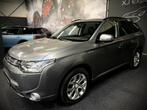 Mitsubishi Outlander 2.0 PHEV Instyle+ 4WD PANODAK ACC NAP L, Zwart, 4 cilinders, Vierwielaandrijving, Hybride Elektrisch/Benzine