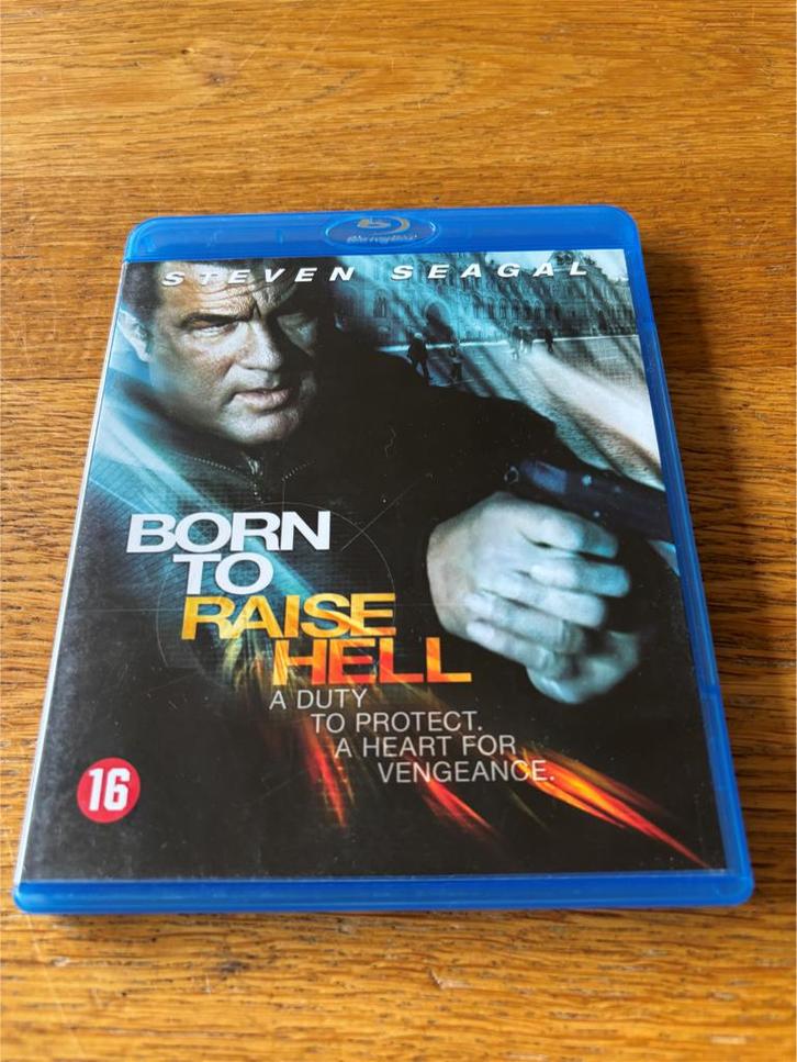 Blu-ray Born to Raise Hell - NL-Uitgave, Cd's en Dvd's, Blu-ray, Actie, Ophalen of Verzenden