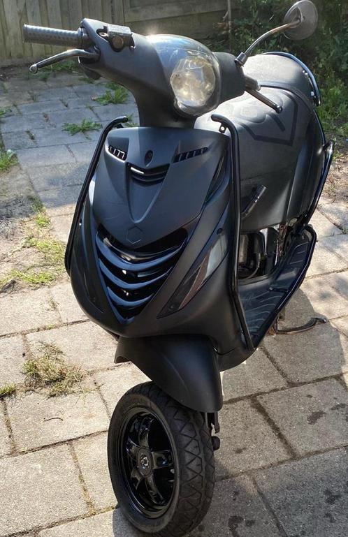 Zip sp full option brom, Fietsen en Brommers, Snorfietsen en Snorscooters, Zo goed als nieuw, Piaggio, Ophalen of Verzenden
