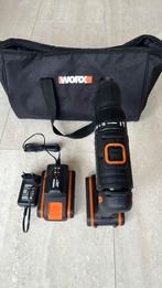 Boormachine zeer netjes 2 x bat ,oplader,tas ,beschrijving, Doe-het-zelf en Verbouw, Ophalen, Boormachine