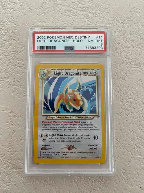 Light Dragonite PSA8, Hobby en Vrije tijd, Verzamelkaartspellen | Pokémon, Zo goed als nieuw, Losse kaart, Foil, Ophalen of Verzenden