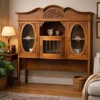 Vintage vitrinekastje met sierlijke glazen deurtjes-brocante, Huis en Inrichting, Kasten | Vitrinekasten, Ophalen, Met deur(en)