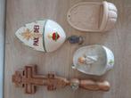 Wijwater bakjes en houten orthodox kruis, Antiek en Kunst, Antiek | Religie, Ophalen